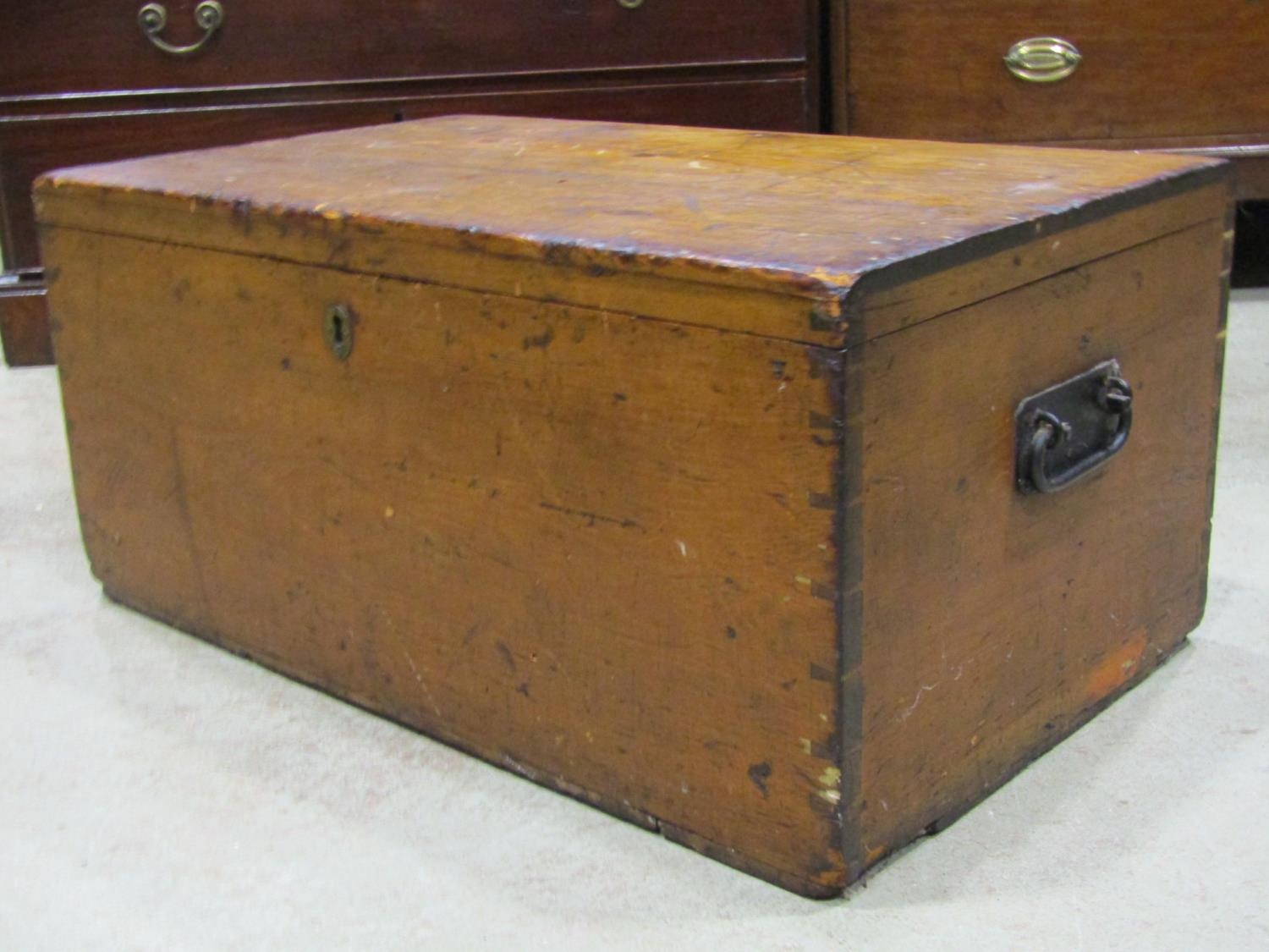 A 19th century pine blanket box with hinged lid and drop side iron work carrying handles, 80 cm wide - Image 3 of 4