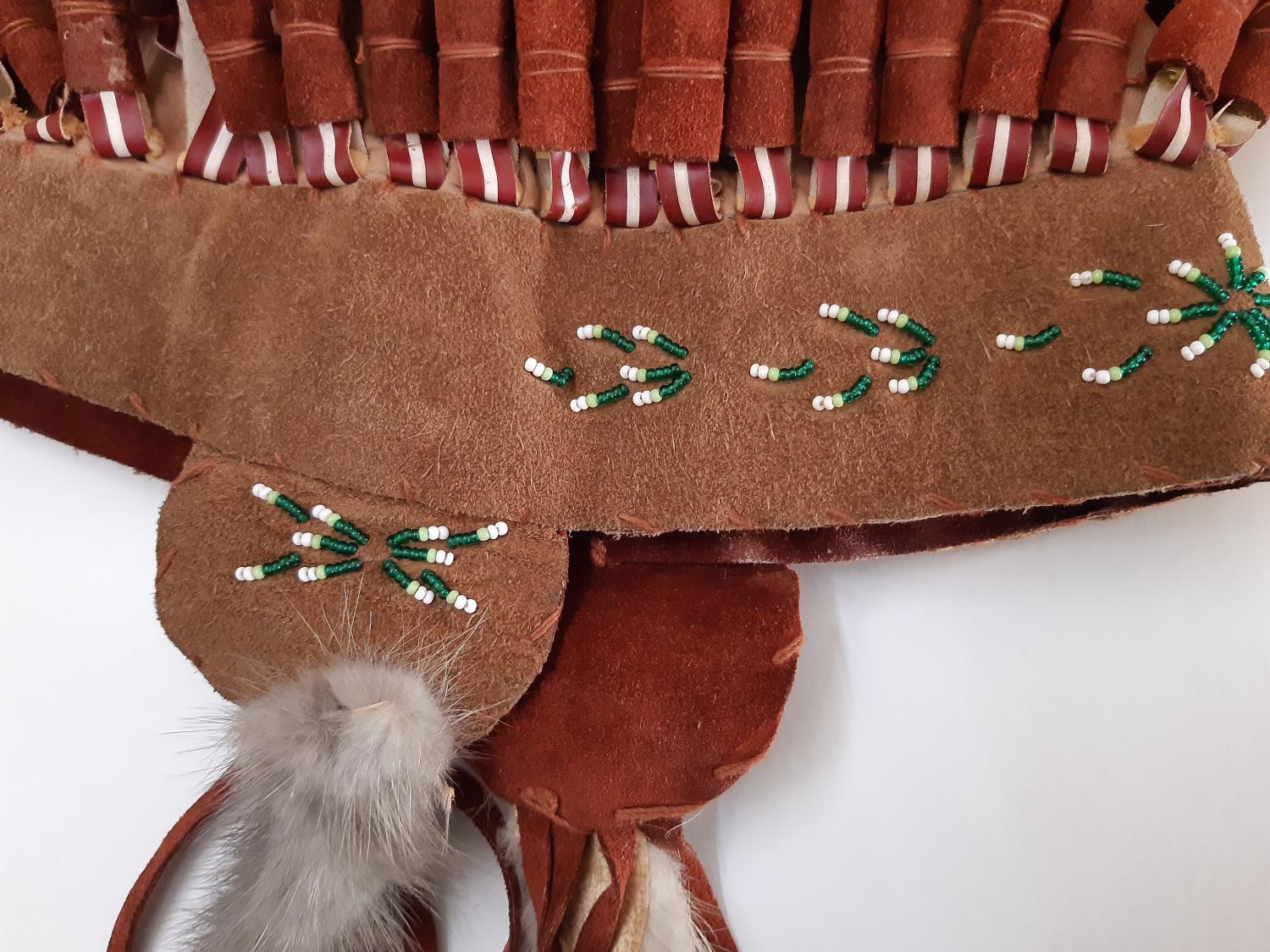 Traditional style Native American adult headdress/ war bonnet in feather, beaded leather, horsetail - Image 2 of 4
