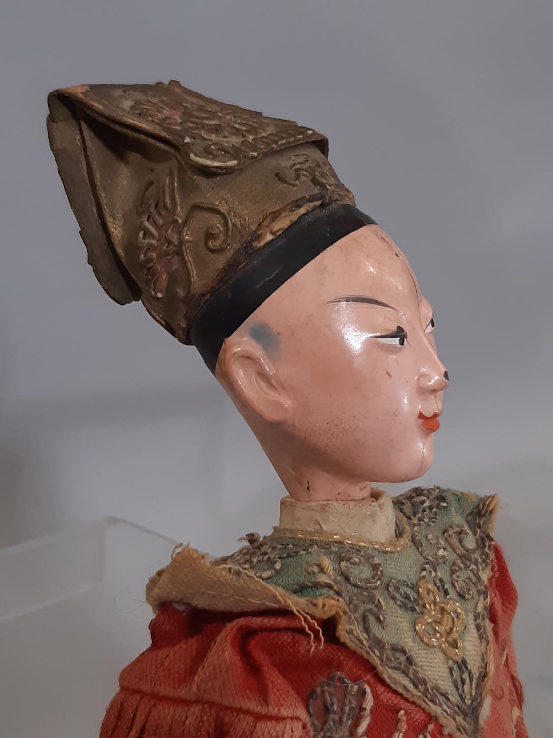 2 antique souvenir dolls comprising a Chinese Opera Doll in traditional dress height 27cm and a - Image 3 of 6