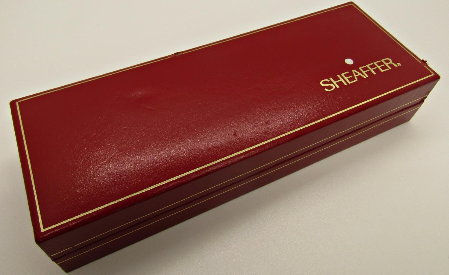 Sheaffer Triumph 2797 fluted gold plated rollerball pen and pencil set, boxed - Image 4 of 4