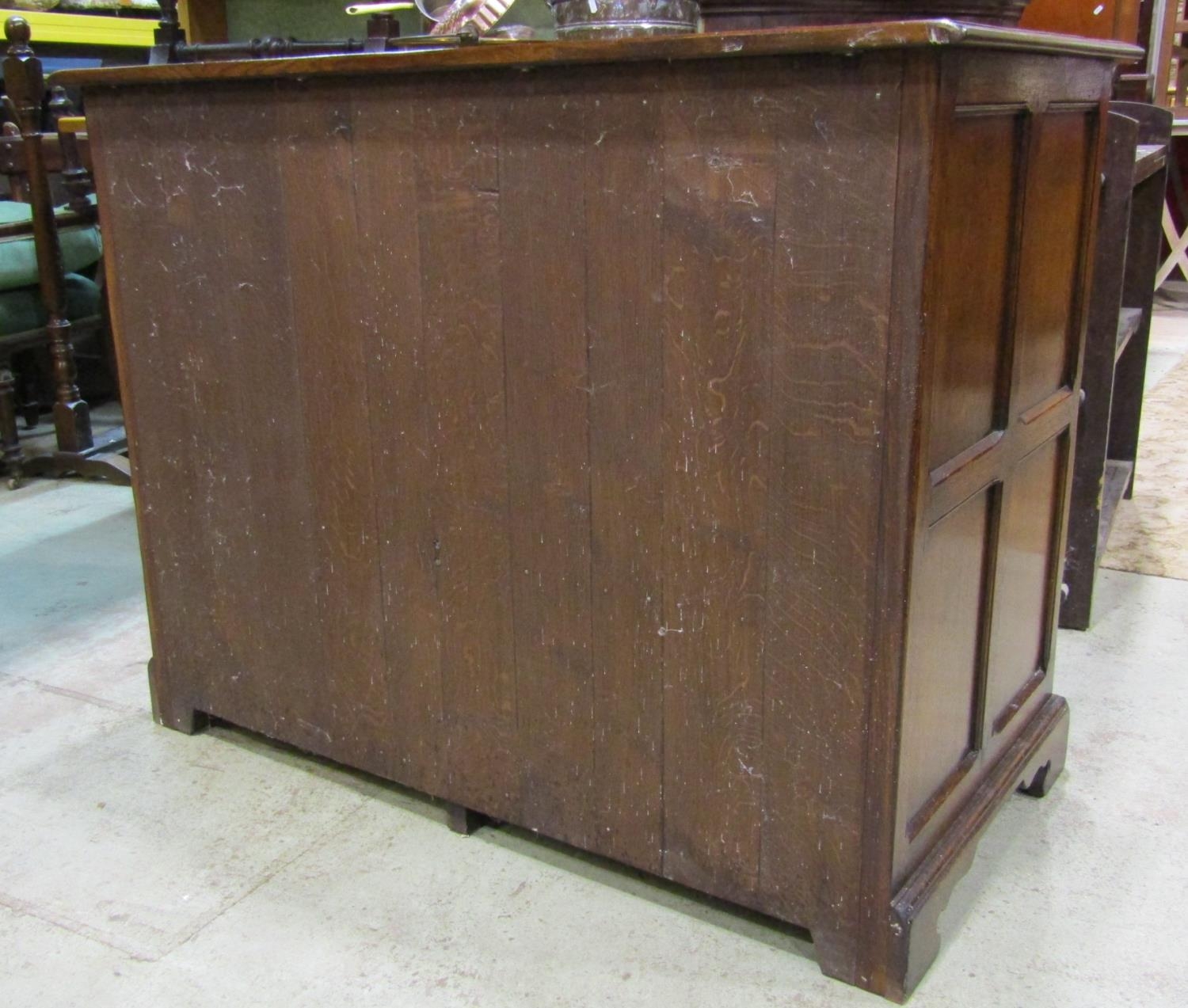 A good quality reproduction Georgian style oak side cupboard partially enclosed by a pair of - Image 3 of 3