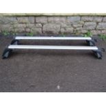 Pair of roof bars for a Mercedes vehicle
