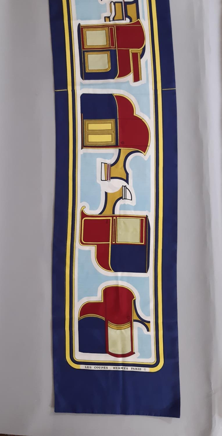 Hermès Les Coupes silk scarf designed by Françoise de la Perriere 176x 33cm in abstract carriage - Image 4 of 10