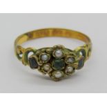 Mid Victorian 9ct emerald and seed pearl ring, size L, 1.3g