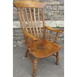 Windsor elm and beech wood lathe back armchair (AF)