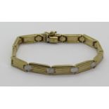 9ct bi-colour bracelet, 13.4g