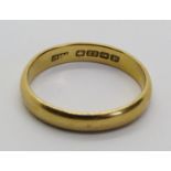 22ct wedding ring, size N, 3.3g