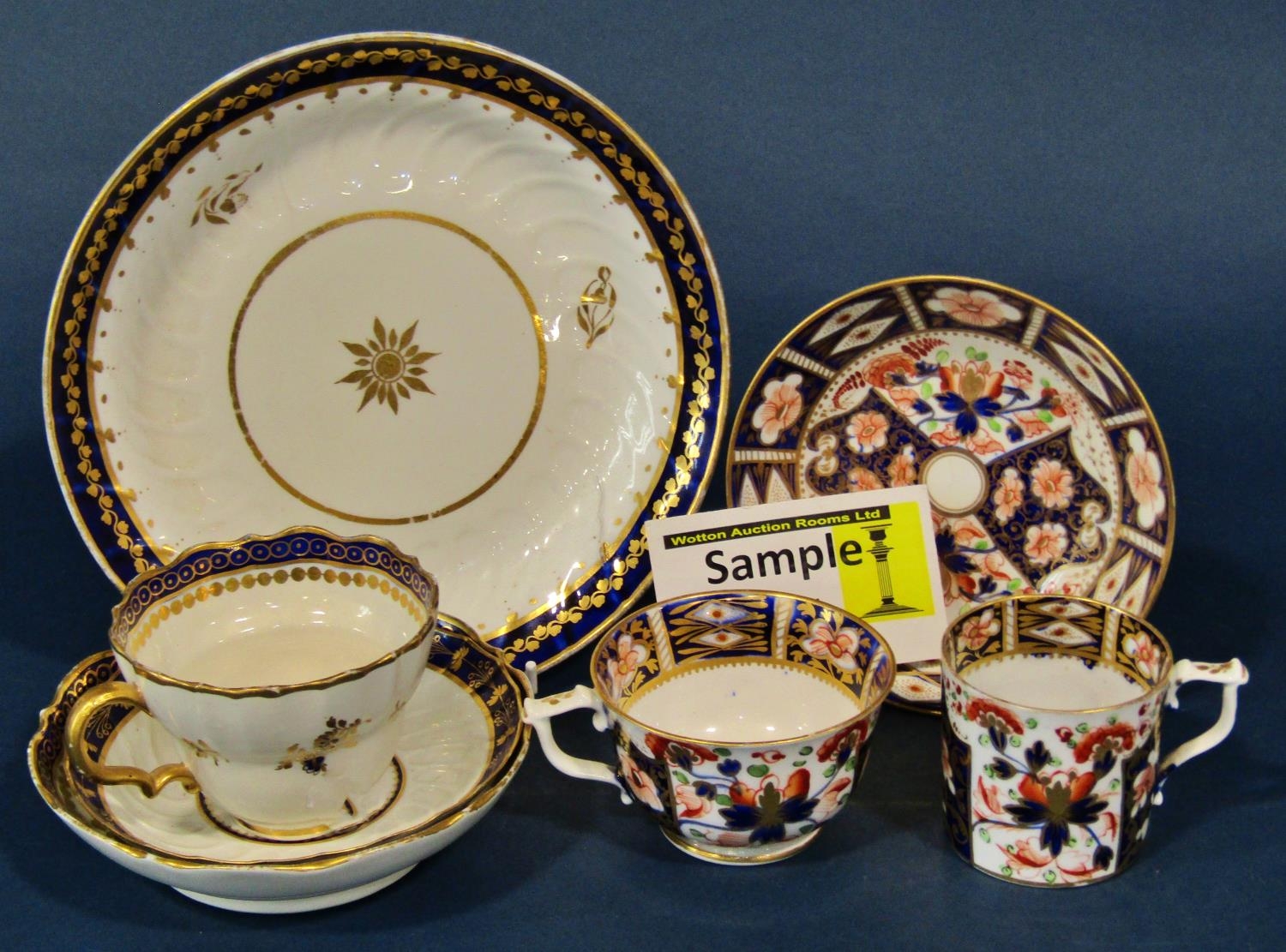 a small collection of Derby Imari china, further Spode tea cups and saucers, Imari bowl with