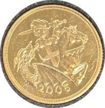 Queen Elizabeth II gold sovereign dated 2005, proof, contained in a circular container