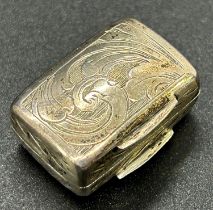 A Victorian silver gilt vinaigrette, Birmingham 1842, maker Francis Clark, 2.5cm x 1.75cm