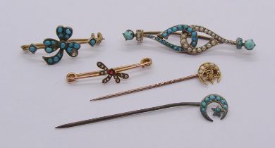 Collection of antique jewellery to include a stick pin with star and crescent seed pearl head