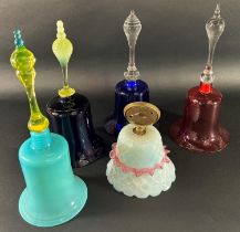 Four Murano glass bells and a glass shade (5)