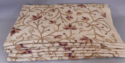 Crewel work fabric; approx 9m unused remnant, width 150cm, with woollen chain stitch embroidery on a