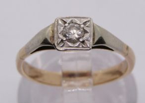 Art Deco diamond solitaire ring in bi-colour metal, 0.15ct approx, size K/L, 1.8g