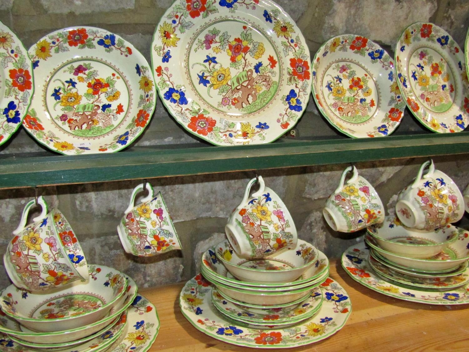 Collection of Masons Bible pattern china comprising dinner plates, further graduated plates, pudding - Image 3 of 7