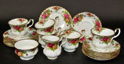 Royal Albert Old Country Roses tea wares, 6 piece (one cup missing) plus cream & sugar