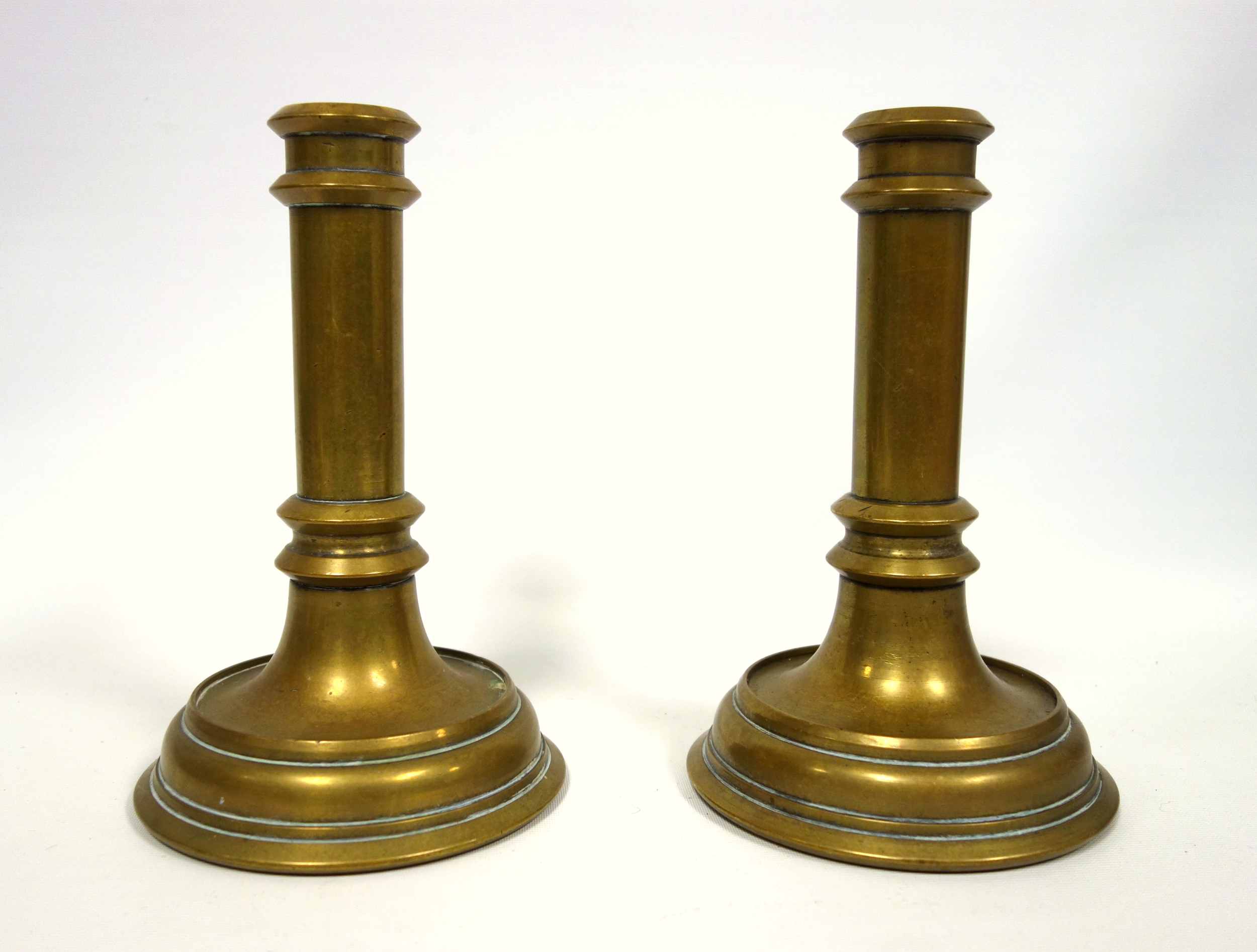 Pair of Victorian heavy brass candlesticks, unengraved and lacking nozzles, H.19.8cm. (2) - Image 3 of 5