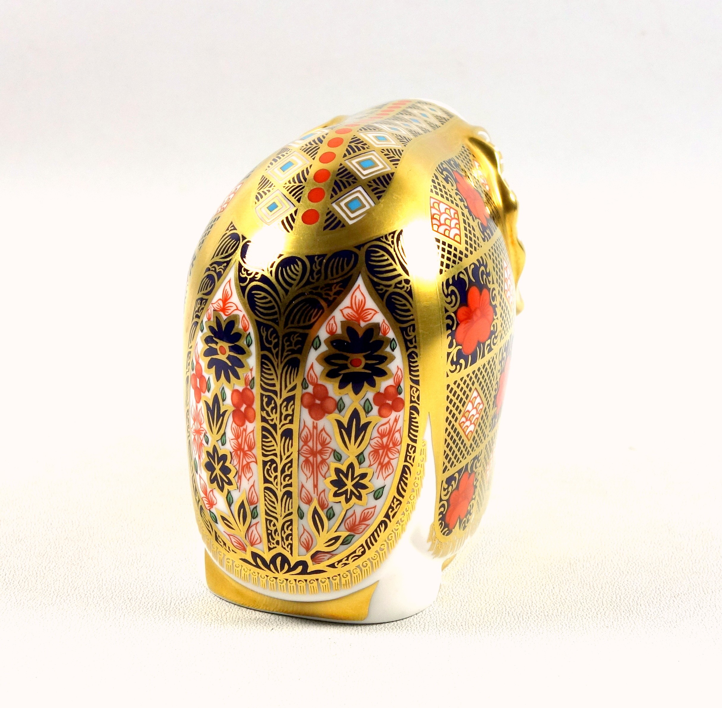 Royal Crown Derby Imari pattern elephant paperweight, 189/750, commissioned by Gump's of San - Image 5 of 6