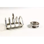Art Deco style 4 division toast rack by Deakin & Francis, Birmingham, 1994, W.7.9cm, and a napkin