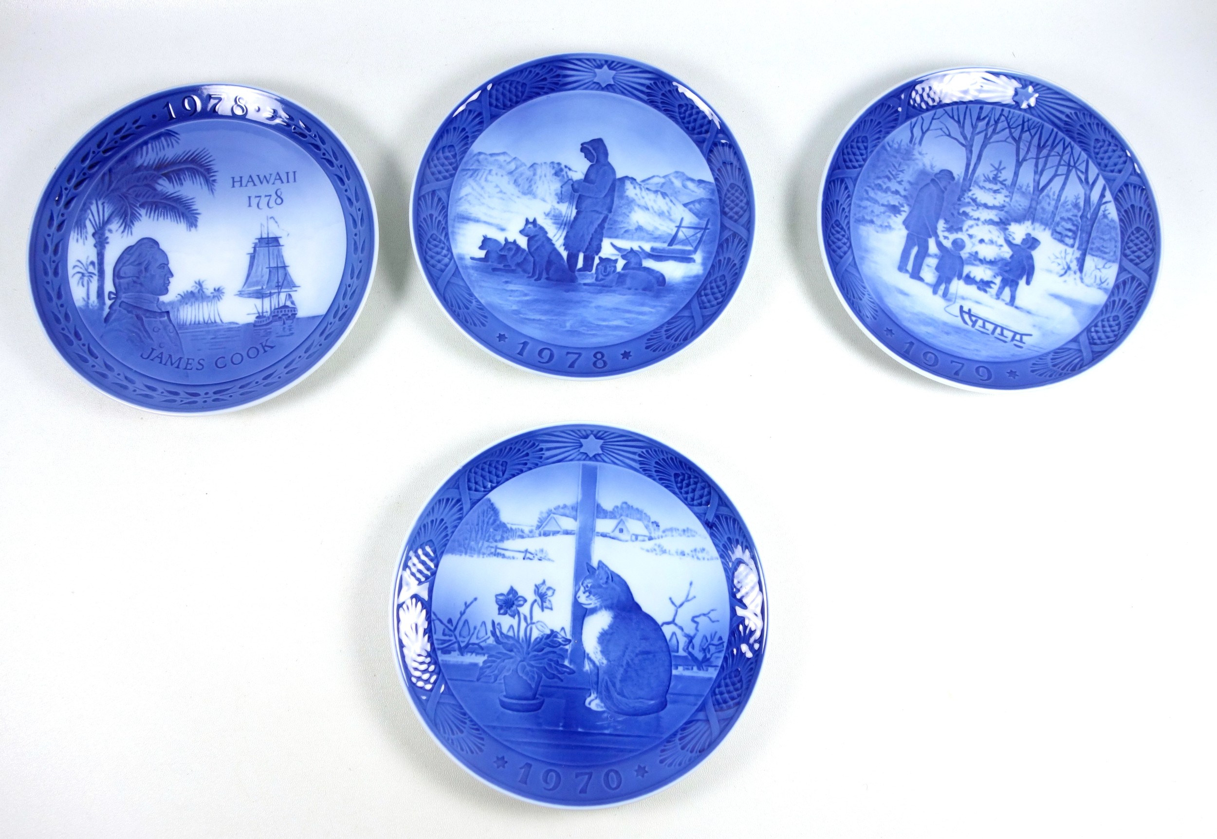 Royal Copenhagen porcelain Christmas plates, 1970-76 and 1978-79, Dia.18cm; James Cook plate, - Image 3 of 5
