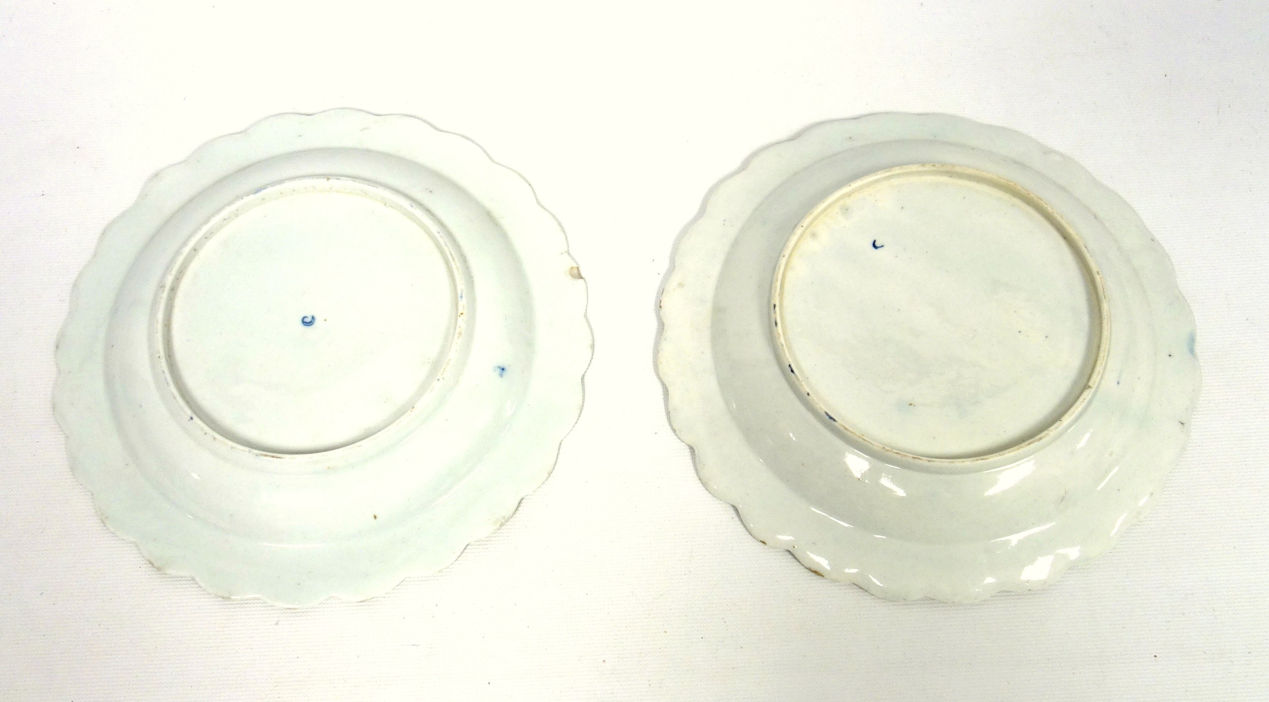 Pair of Worcester First Period circular plates, each with painted blue and white rose buds, - Image 2 of 5