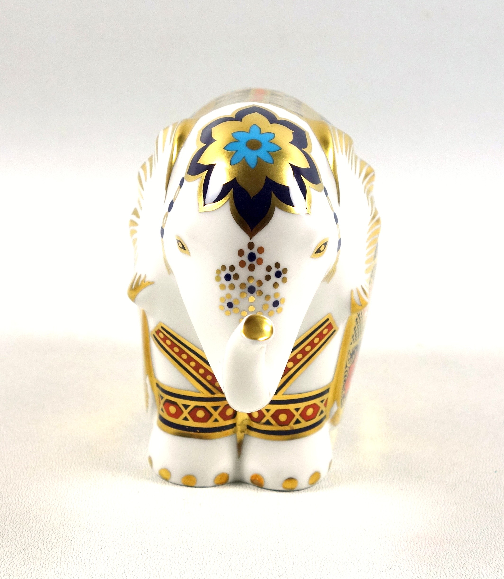 Royal Crown Derby Imari pattern elephant paperweight, 189/750, commissioned by Gump's of San - Image 3 of 6