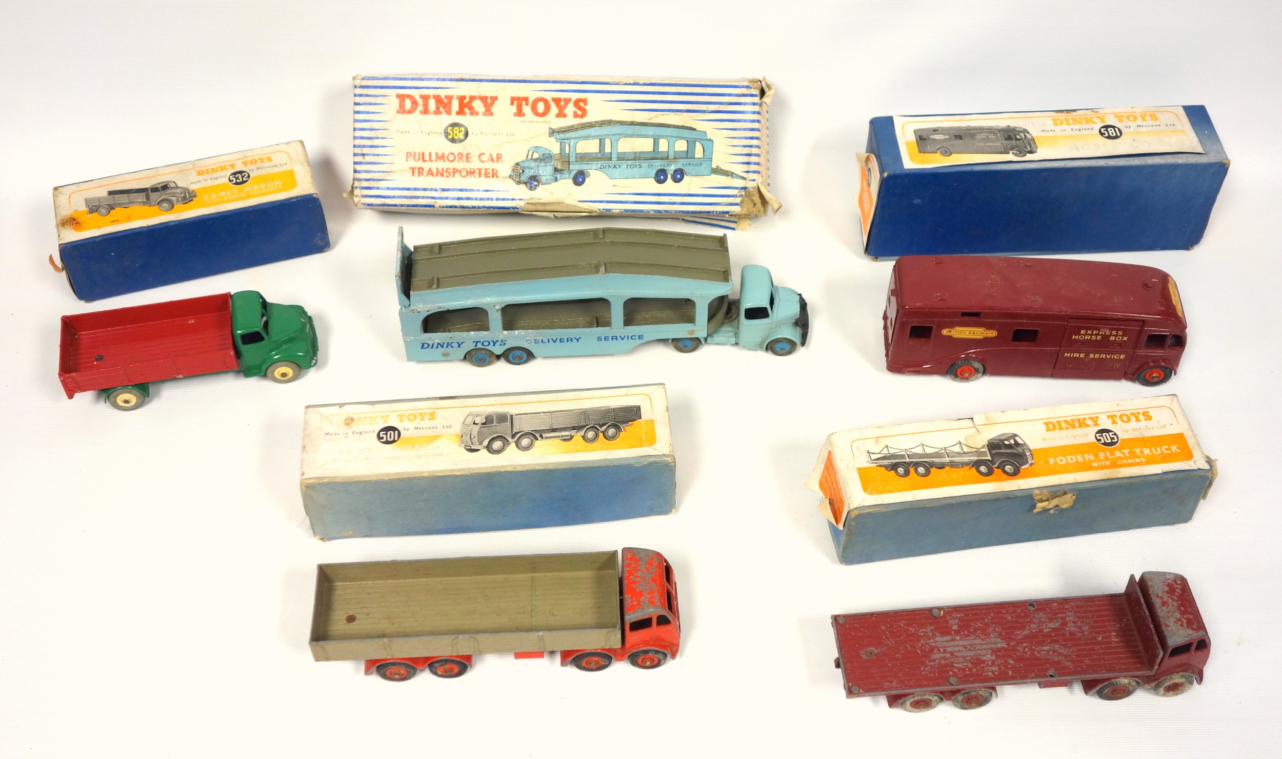 Dinky and die cast model vehicles including Pullmore car transporter 582, Foden flat truck 505, - Image 2 of 4