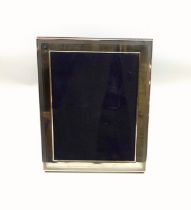 Silver mounted rectangular photo frame, by R. Carr, Sheffield, 2006, 23.8 x 18.9 x 1.3cm