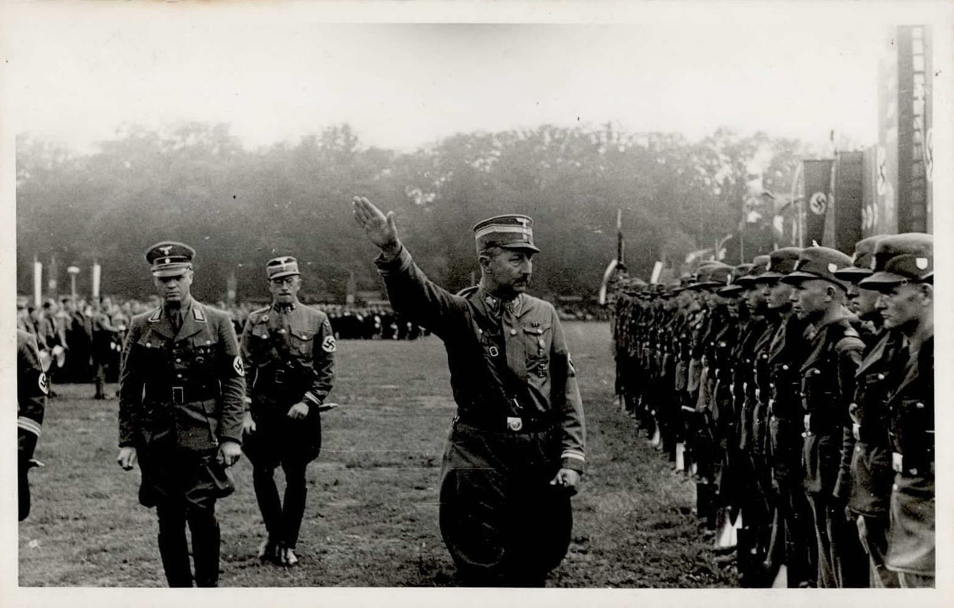 WK II SA-Obergruppenführer Prinz August Wilhelm von Preussen I-II