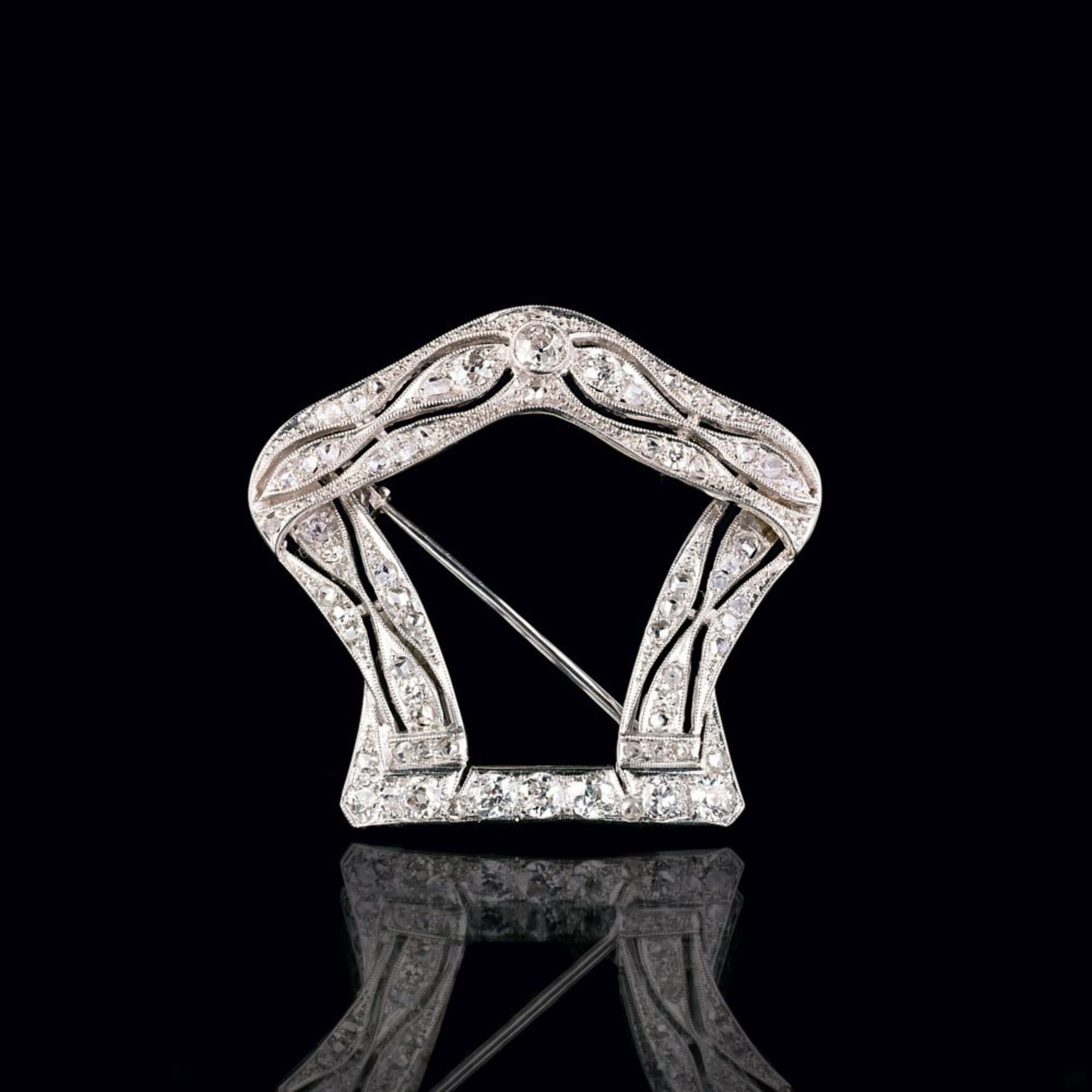An Art-deco Diamond Brooch.