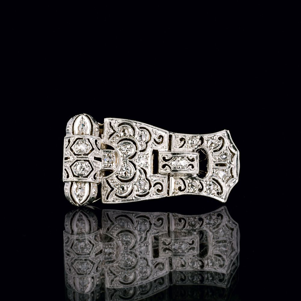 A small Art-déco Diamond Clipbrooch.