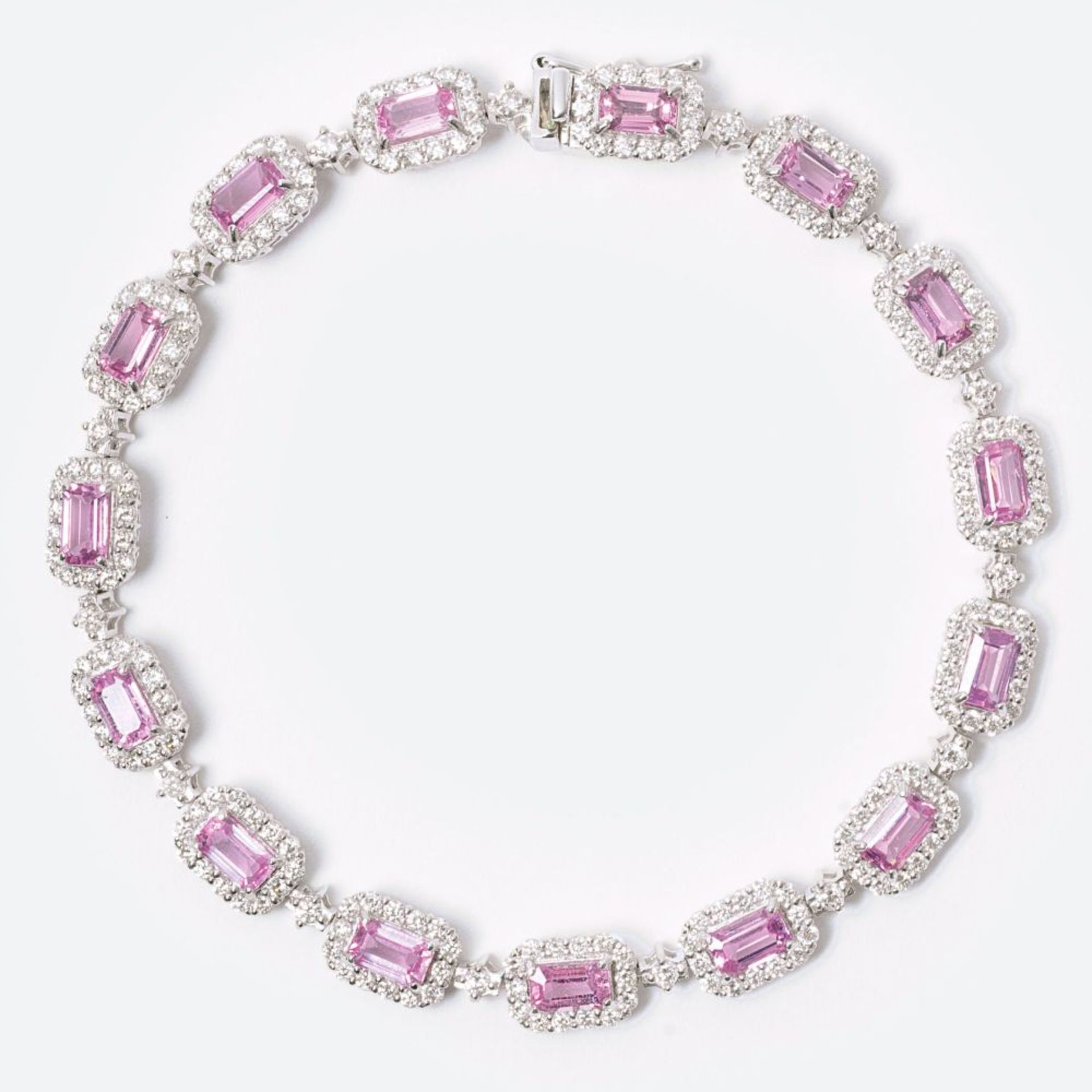 Elegantes Pink-Saphir-Armband mit Brillant-Besatz.