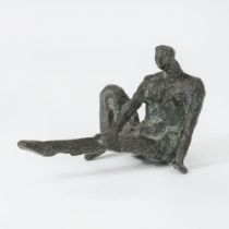 Hagen, Sylvia (Treuenbrietzen 1947). A Seated Female Nude.