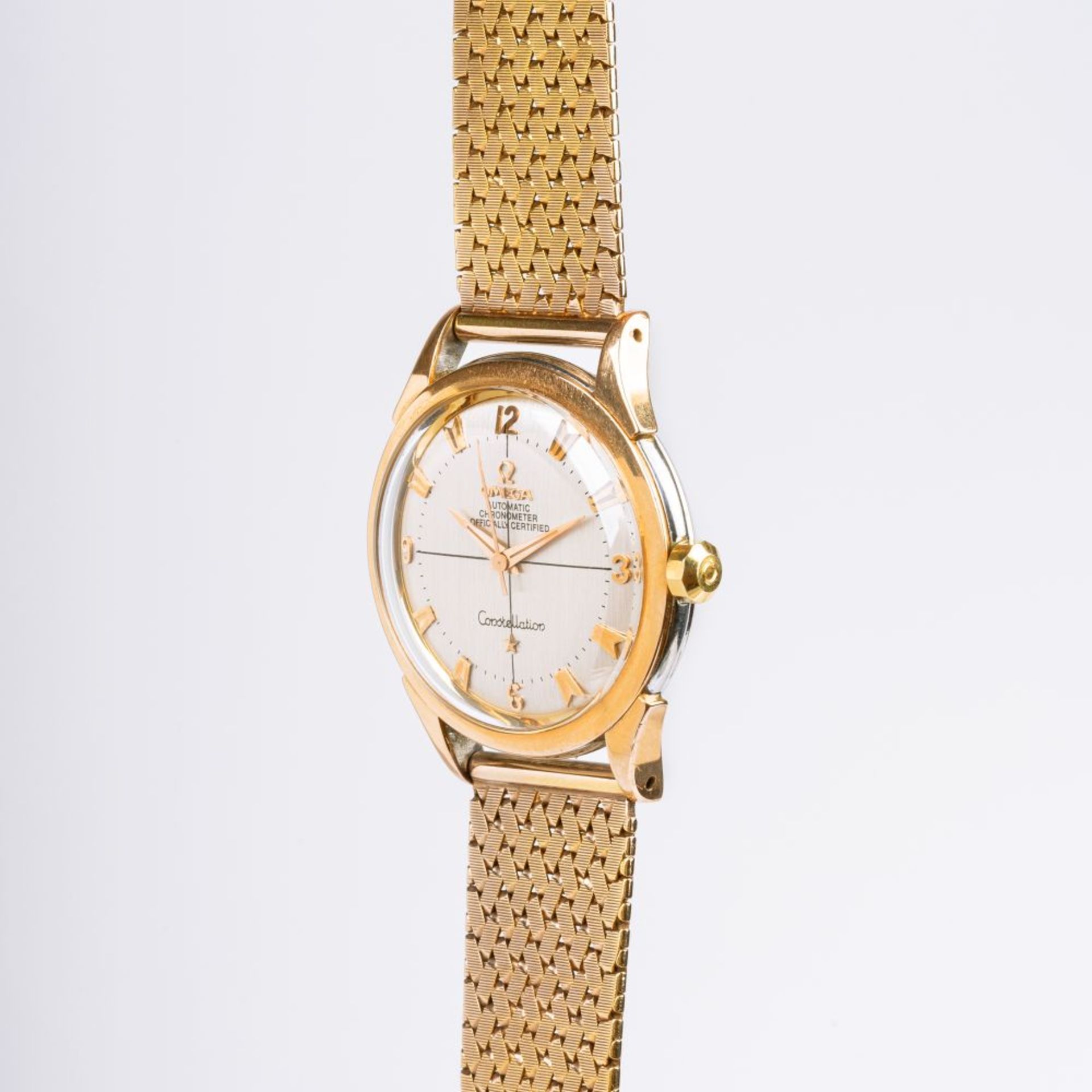 Omega. A Vintage Gentlemen's Wristwatch Constellation. - Image 2 of 2