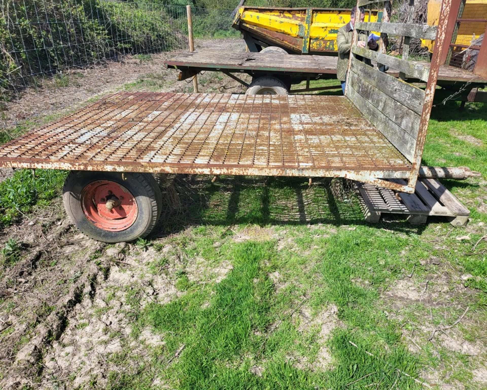 Ferguson single axle trailer - mesh floor - Image 2 of 2