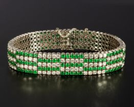 AN EMERALD AND DIAMOND BRACELET