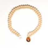 A GEMSTONE AND PEARL NECKLACE