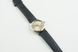 TUDOR OYSTERDATE WRISTWATCH, circular dial with hour marker and hands, 32mm case with a crown and
