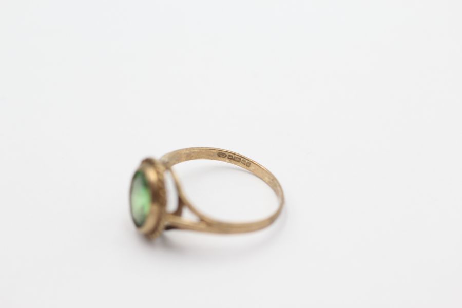 9ct gold vintage green gemstone dress ring (1.5g) - Image 4 of 4