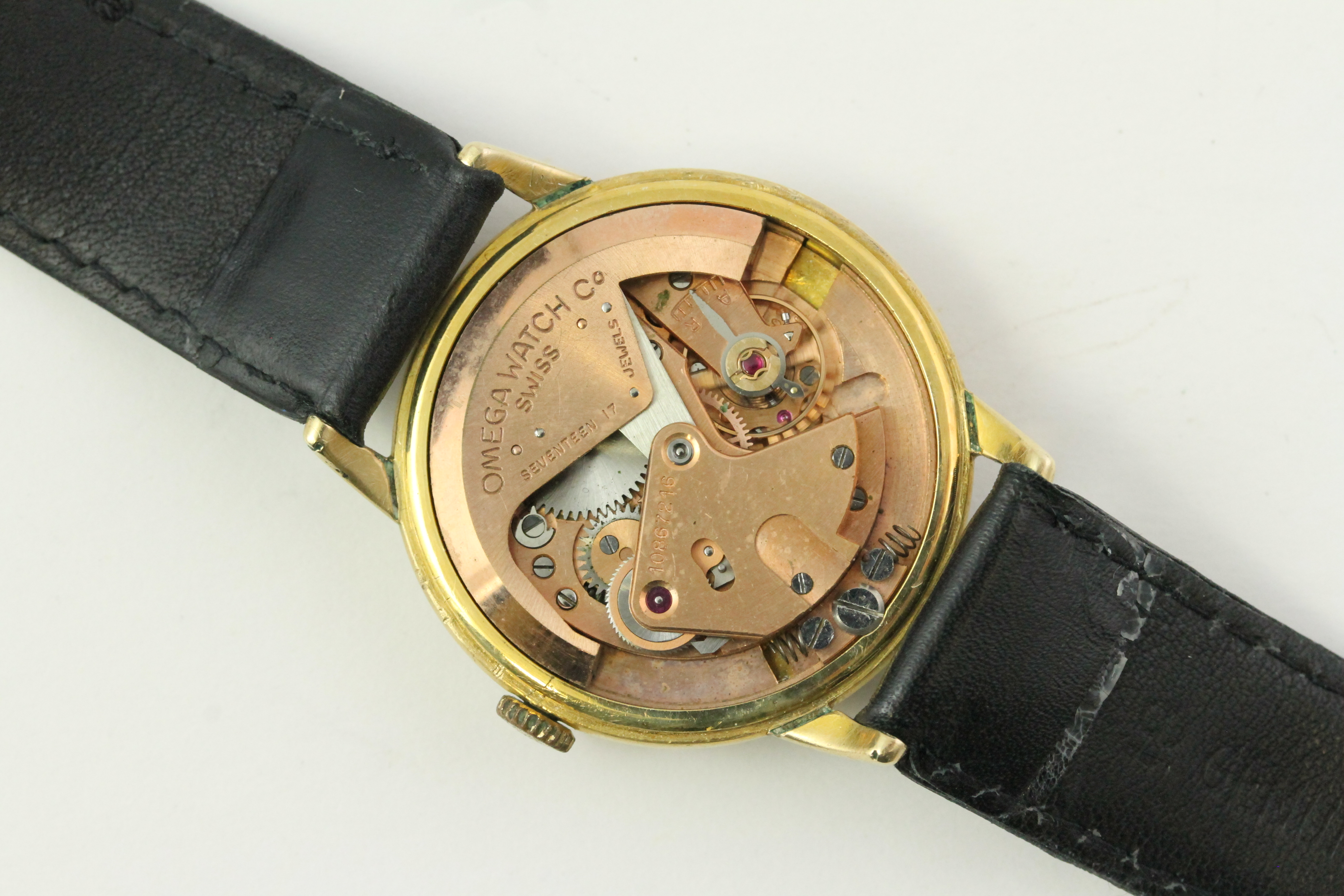 VINTAGE OMEGA BUMPER AUTOMATIC CIRCA 1944 - Image 3 of 4