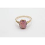 9ct gold foiled glass statement ring (2g)