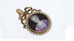 Antique 18ct gold natural seedpearls and enamel miniature locket pendant brooch . Set in 18ct gold.