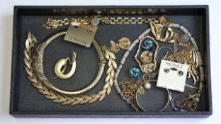 Vintage joblot of costume jewellery including Monet and Trifari