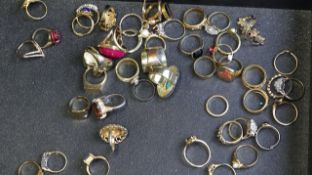 Vintage joblot of gold plated costume rings