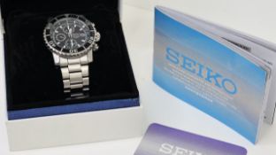 *TO BE SOLD WITHOUT RESERVE* SEIKO CHRONOGRAPH WITH BOX AND GUARANTEE