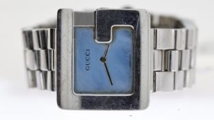 GUCCI REF 7900L.1, approx 22mm black dial, Roman Numeral & stick hour markers, stainless steel bezel