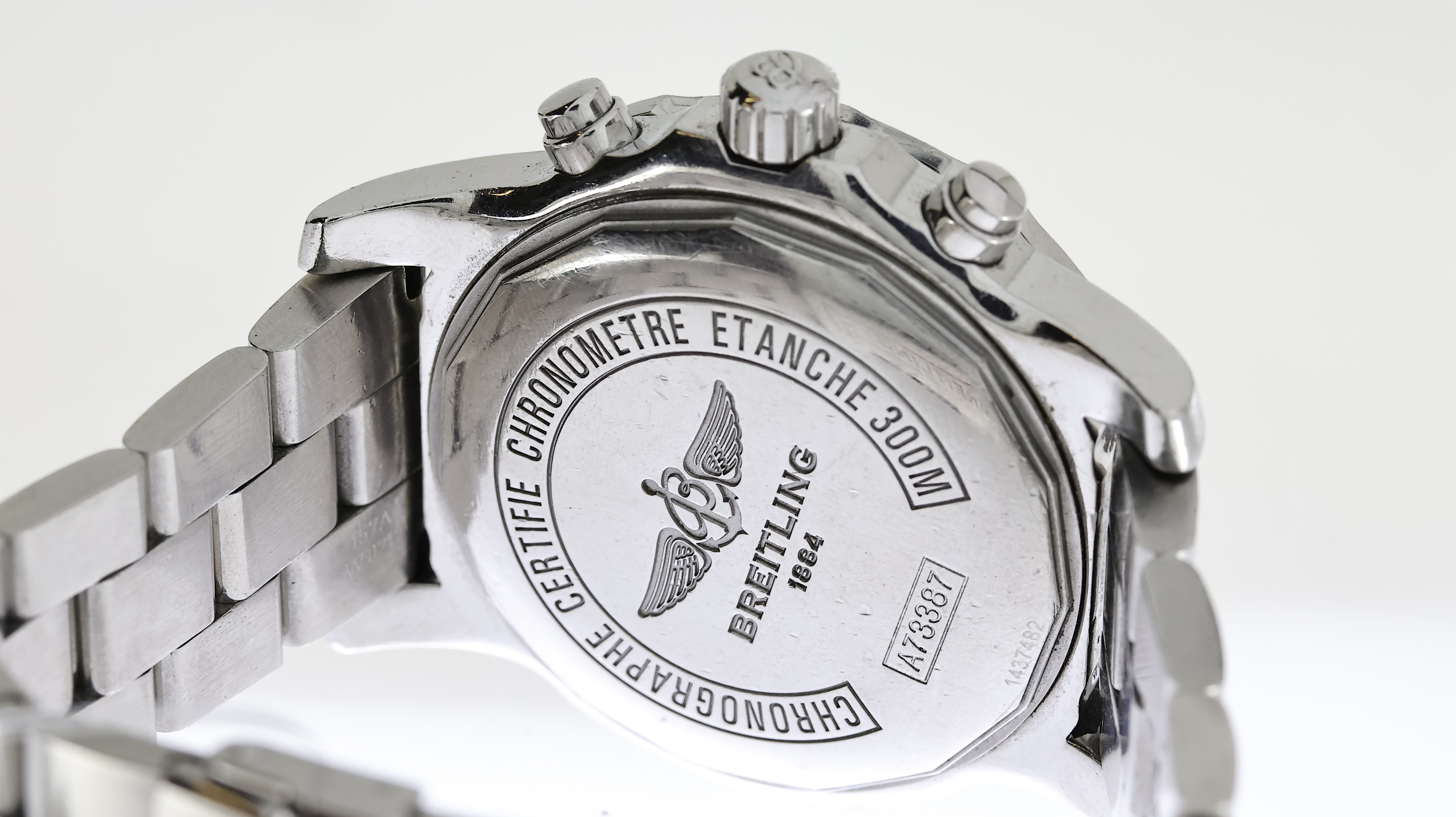 BREITLING COLT CHRONOGRAPH II REFERENCE A73387, circuler silver dial with baton hour markers, - Image 4 of 4