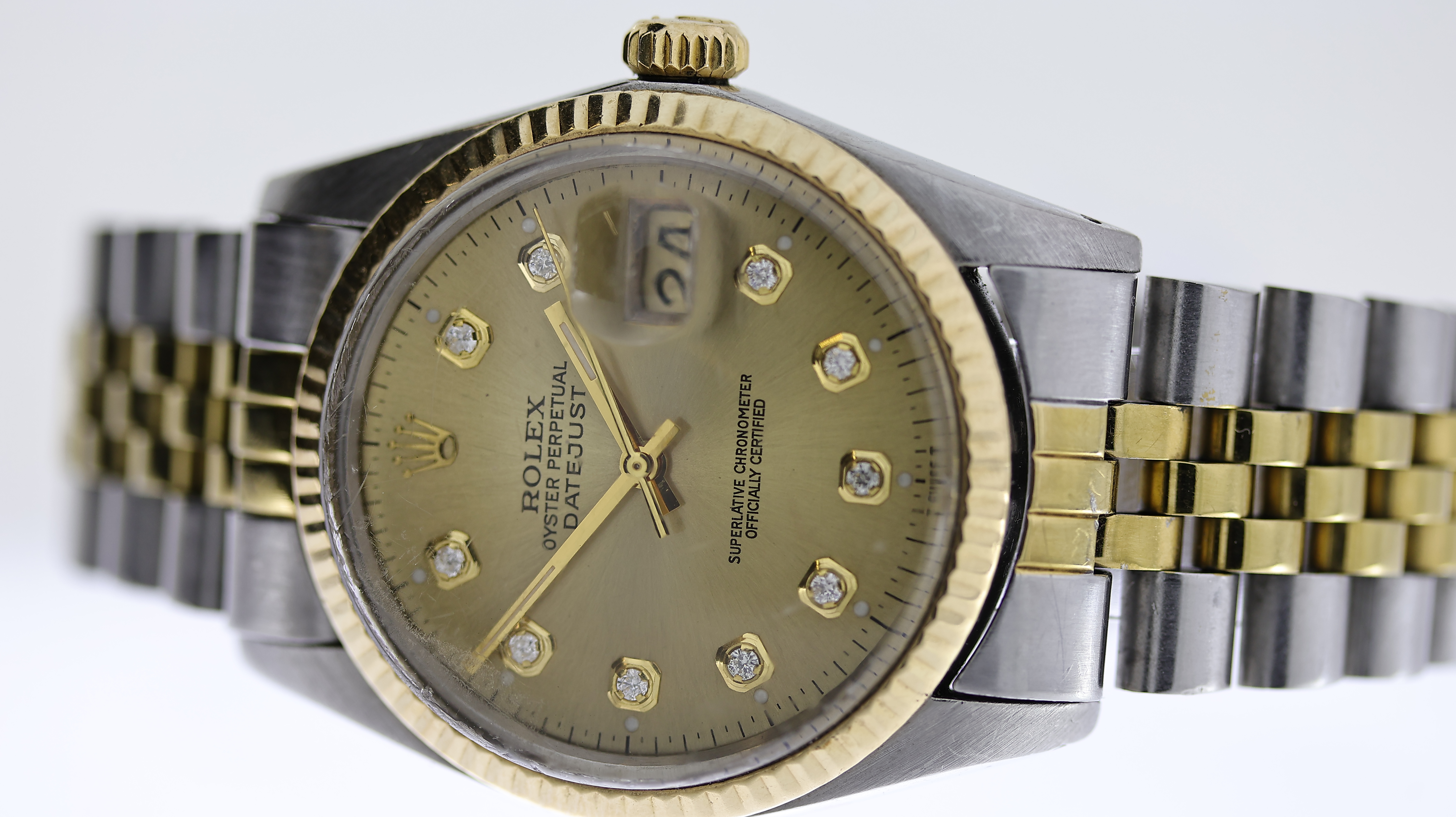 ROLEX DATEJUST STEEL AND GOLD DIAMOND DOT REF 16013 CIRCA 1981, circular champagne dial with diamond - Image 3 of 4