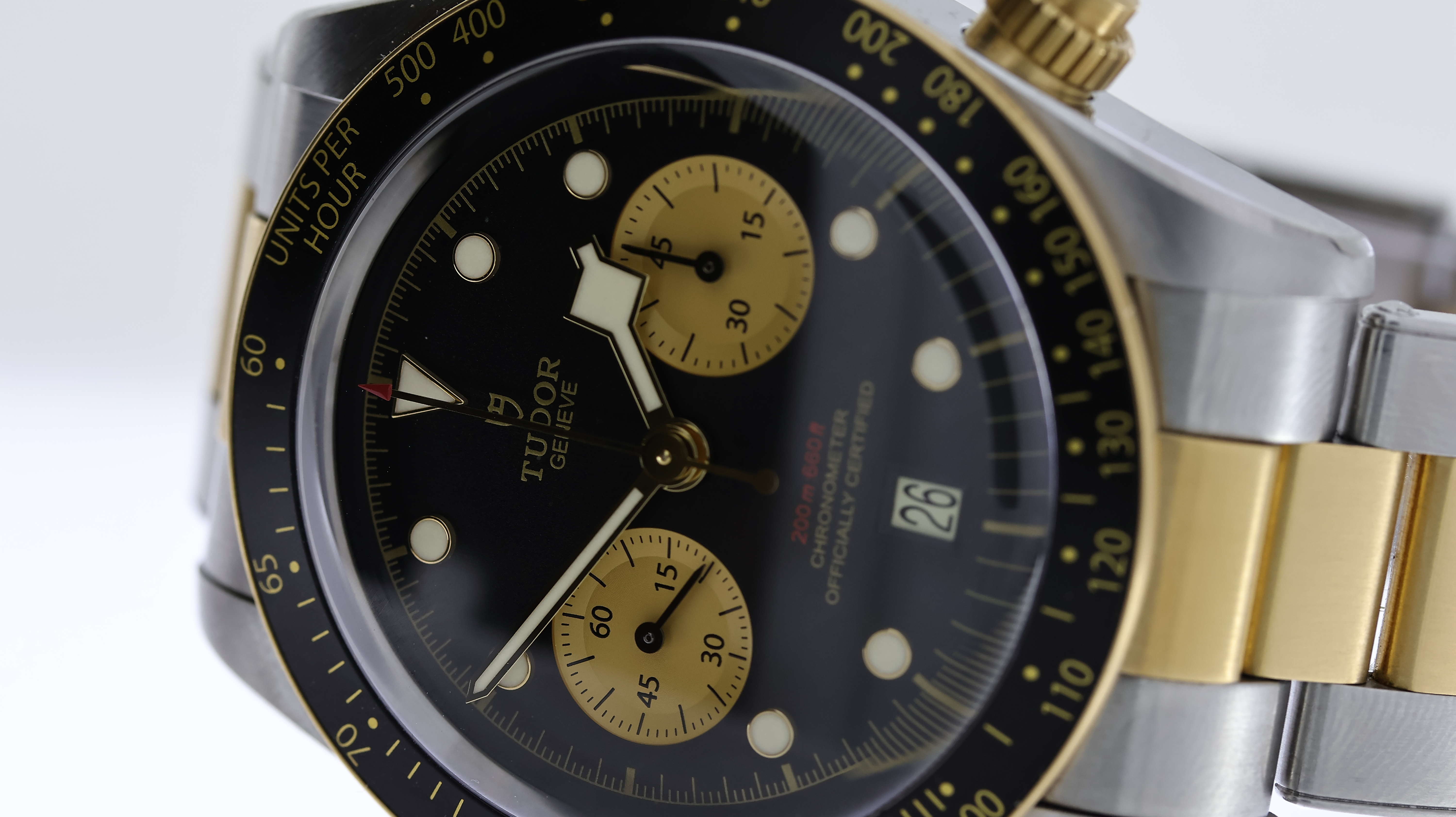 TUDOR BLACK BAY CHRONO STEEL AND GOLD BOX AND PAPERS 2019 - Image 5 of 6