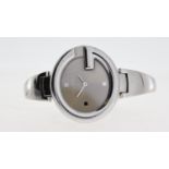 LADIES GUCCI G REF 134.3, approx 34mm grey dial, square hour markers, stainless steel 'G' style